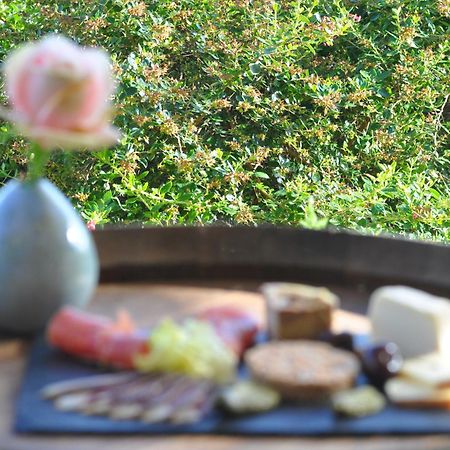 Bed and Breakfast Le Lion D'Or en PERIGORD Mauzac-et-Grand-Castang Exterior foto