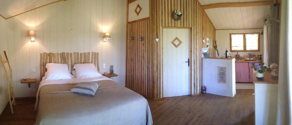 Bed and Breakfast Le Lion D'Or en PERIGORD Mauzac-et-Grand-Castang Exterior foto