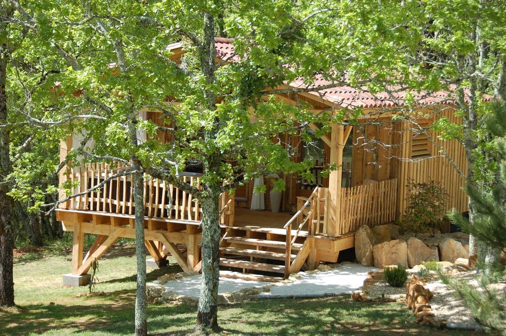 Bed and Breakfast Le Lion D'Or en PERIGORD Mauzac-et-Grand-Castang Exterior foto