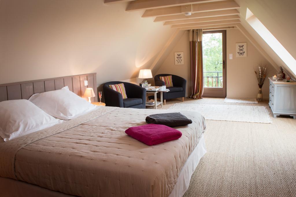 Bed and Breakfast Le Lion D'Or en PERIGORD Mauzac-et-Grand-Castang Exterior foto